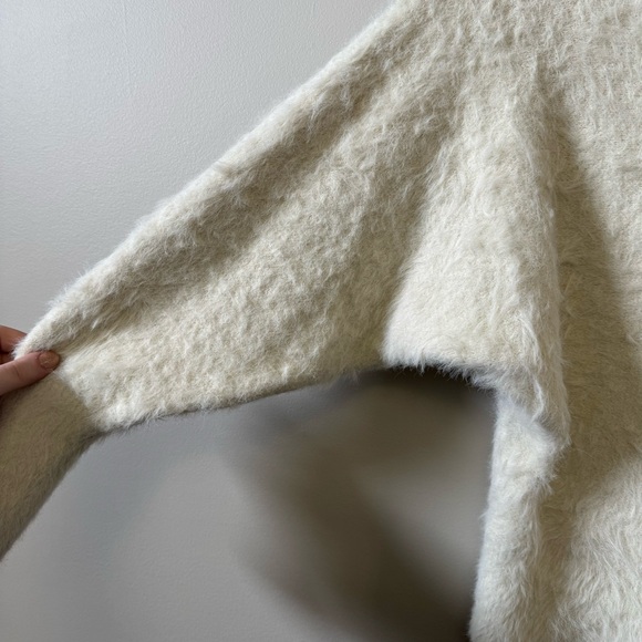 By Anthropologie Ember eyelash pullover cream off white jumper sweater - Picture 4 of 7